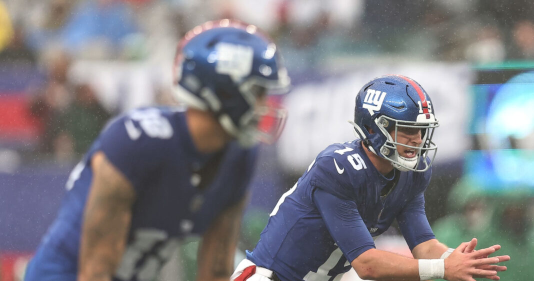Giants Region Franchise Legend With -9 Passing Yards vs. Jets; Fewest in NFL Since 2000
